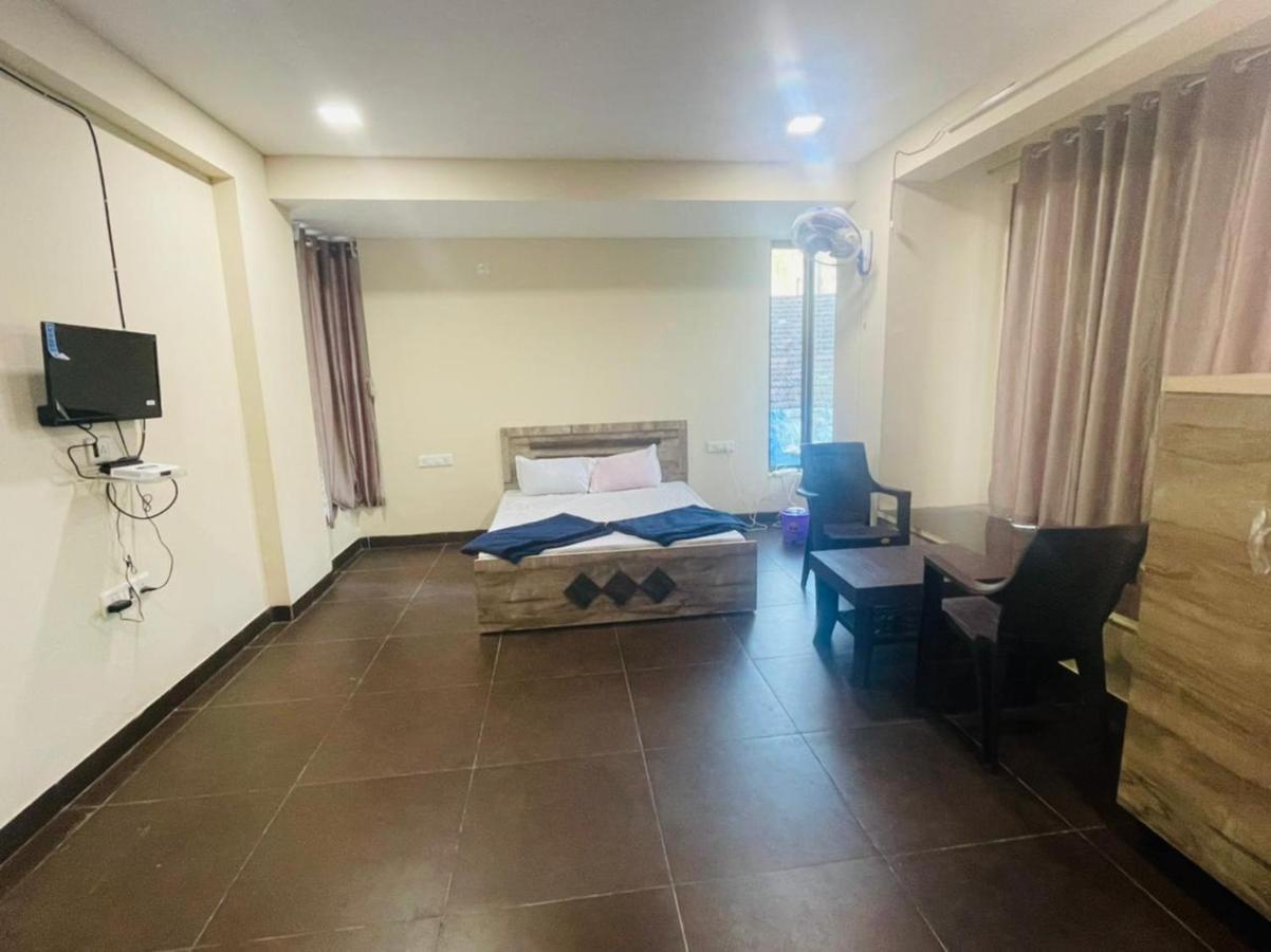 Bliss Rooms Alībāg Buitenkant foto