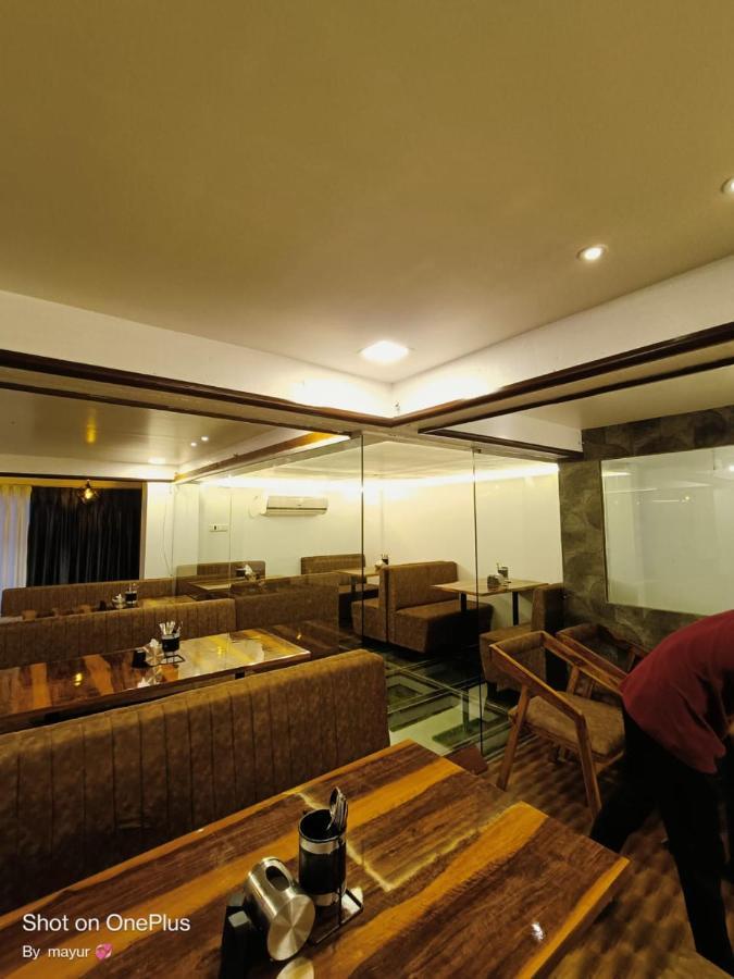 Bliss Rooms Alībāg Buitenkant foto